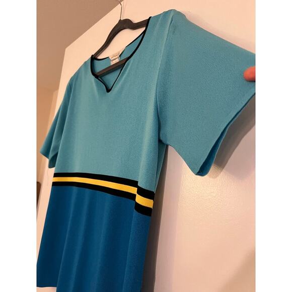 Exclusively Misook Blue Yellow Stripe Short Sleeve Top Sz L - Picture 2 of 5